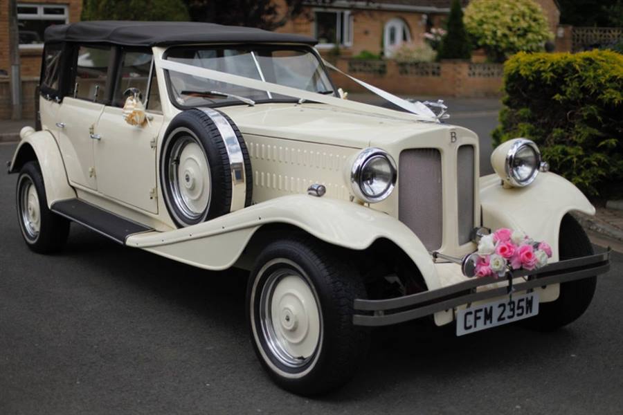 Beauford Tourer - Ariana Prom car hire