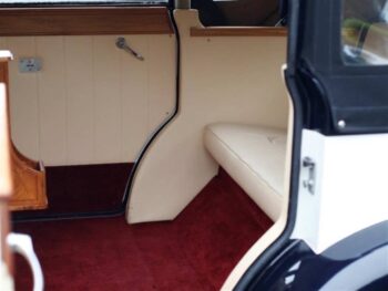 Regent Laundalette - Rosie Prom car hire