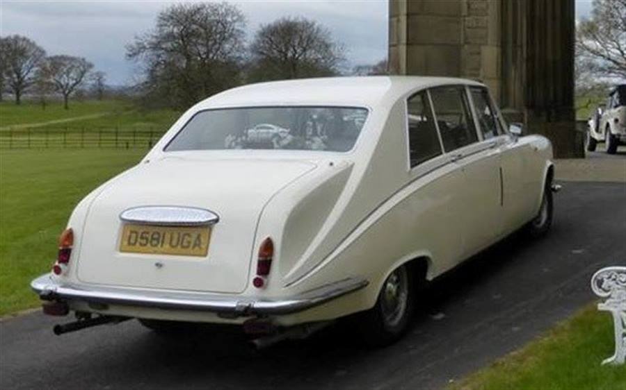 Daimler DS420 Prom car hire