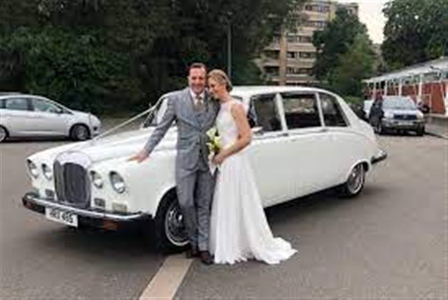 Daimler DS420 Prom car hire