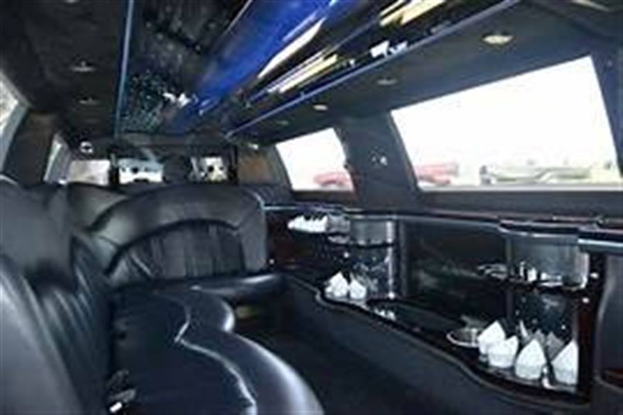 Lincoln Limo Stretch Limo Prom car hire